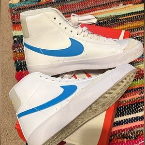 Nike Blazer Sneakers